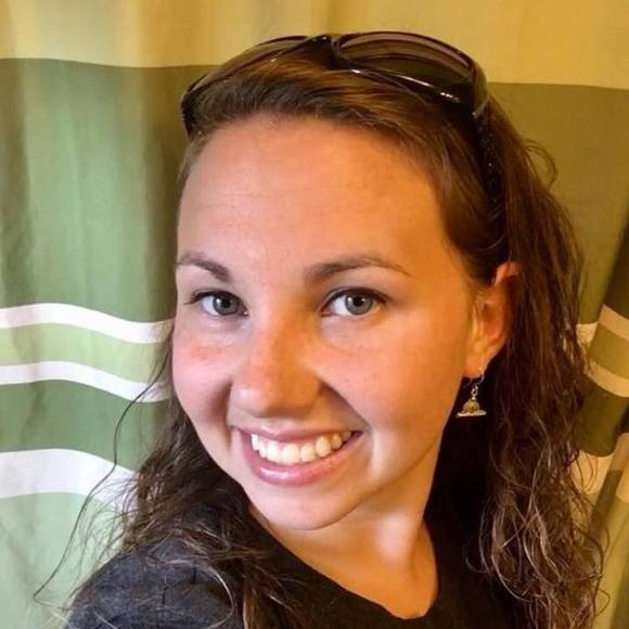 Meet your Posher, Chelsea - Picture 1 of 1